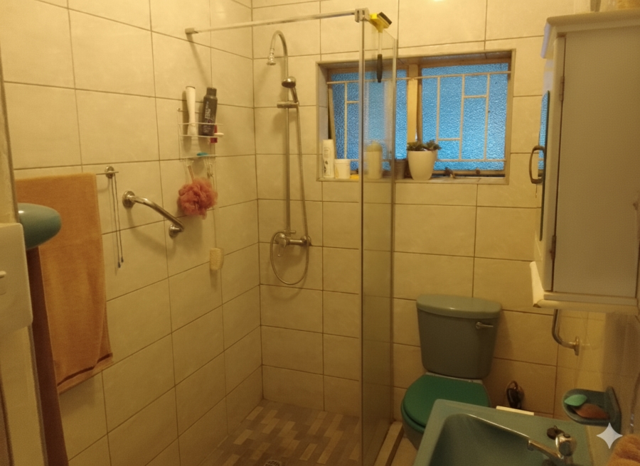 2 Bedroom Property for Sale in Lower Bo-dorp North West